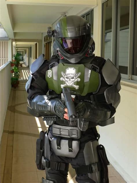 Odst Cosplay With Images Halo Cosplay Halo Armor Halo Game