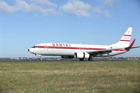 Qantas Celebrates 95 Years Of History And Innovation Unveils “retro Roo