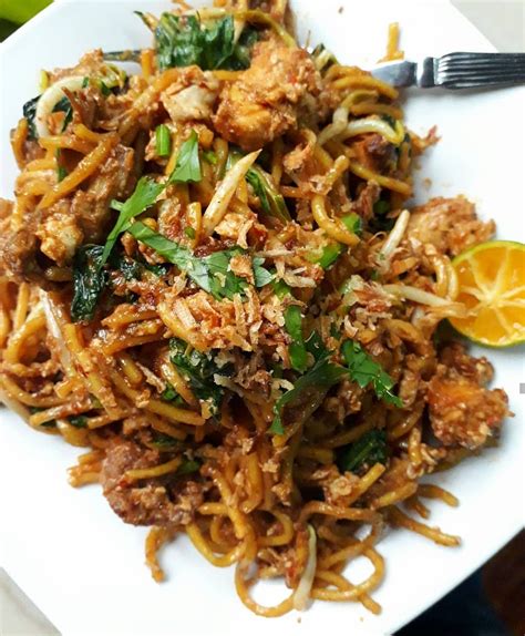 Spicy Mee Goreng Asian Fried Noodles — 2 Guys 1 Cook My Meals Are