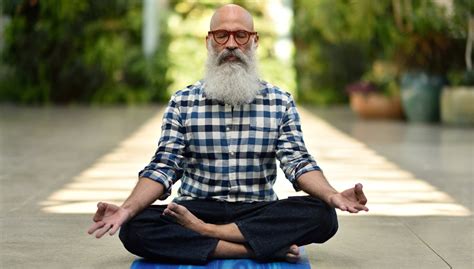 Sitting Meditation Discomfort A Mindful Approach Hugger Mugger