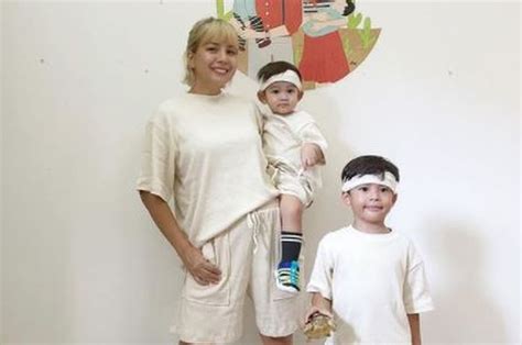 Salah satunya ikut program bayi tabung.sederet selebriti ini buktikan berhasil memperoleh anak usai jalani program bayi tabung. Sempat Susah Punya Anak Sampai Andalkan Bayi Tabung, Tya ...