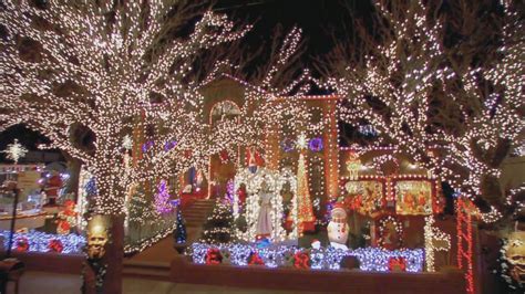 Could This Be The Craziest Christmas Lights Display In America Video