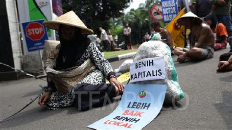 Aksi Petani Nyatakan Food Estate Gagal Di Depan Kementerian Pertanian Foto Tempo Co