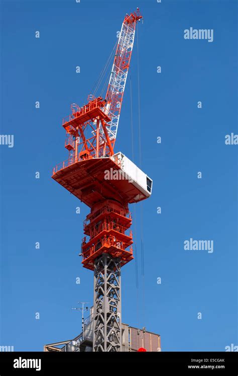 Crane Japan Construction Hi Res Stock Photography And Images Alamy