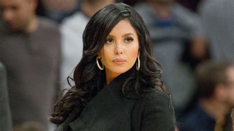 Here's everything about the nba legend's widow in vanessa bryant's wiki. Vanessa Bryant Reveals Tragic 'Extortion' Lawsuit From Her ...