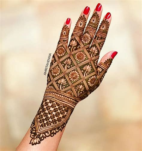 Stunning Right Hand Mehndi Designs To Inspire Your Own Hands The Best