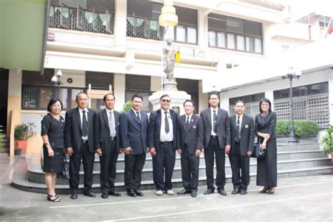 โรงเรียนธนบุรีวรเทพีพลารักษ์ เป็นโรงเรียนมัธยมศึกษาประเภทสหศึกษา สังกัดกองการมัธยมศึกษา กรมสามัญศึกษา กระทรวงศึกษาธิการ ตั้งอยู่เลขที่ 131. สำนักงานเขตพื้นที่การศึกษามัธยมศึกษากรุงเทพมหานคร เขต 1 ...