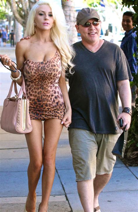 Courtney Stodden Year Old Wedding Year Old Actor Marries