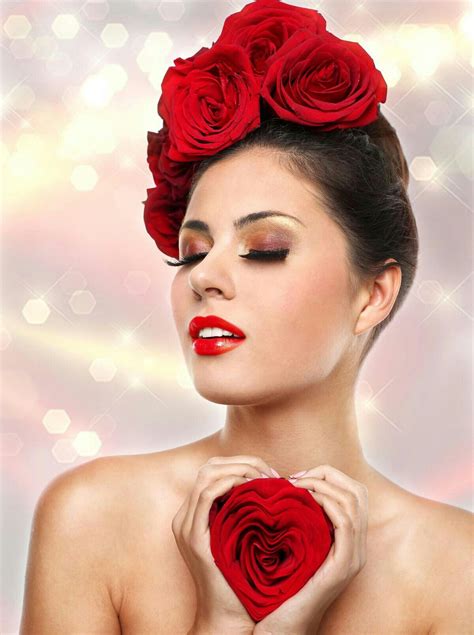 pin de stephanie howell en eye makeup rosas rojas maquillaje artístico maquillaje