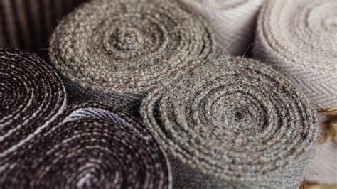 Guide To Wool Fabric 9 Types Of Wool 2022 Masterclass