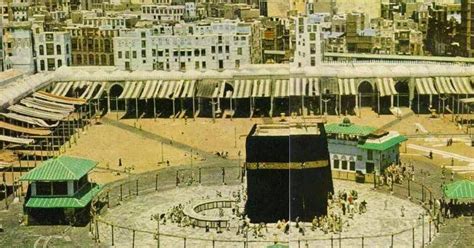 Kota mekkah dan madinah dmerupakan dua kota suci umat islam yang disebut dengan al haramain (dua kota suci). 6 GAMBAR LAMA TANAH SUCI KOTA MEKAH DAN KOTA MADINAH ...