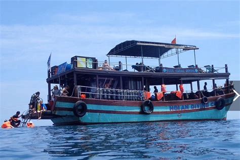 Discovery Cham Island By Speed Boat Hoi An Vietnam