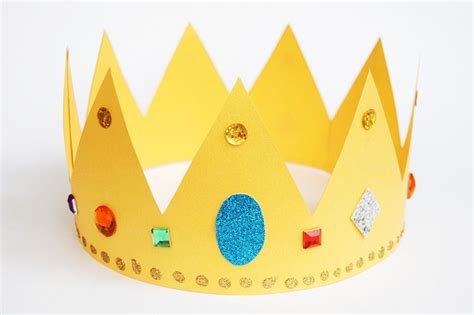 Paper Crown Kids Crafts Fun Craft Ideas Make A