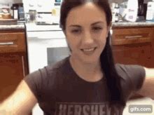Muscle Girl Pak Gif Muscle Girl Pak Discover Share Gifs