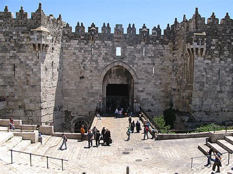 Caminando En Tierra Santa Las Puertas De La Muralla De Jerusalén