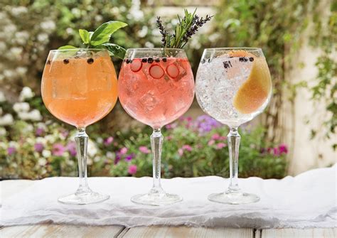 Drink Your Garden Unique Gin Cocktails Beauty And The Dirt