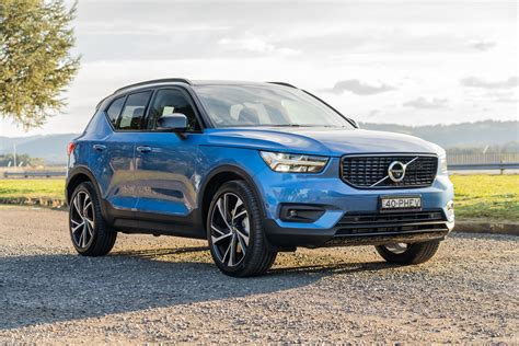 2020 Volvo Xc40 Recharge Plug In Hybrid T5 R Design Review Carexpert