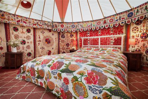 Stunning Bedroom Hooes Yurts