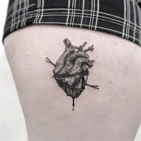 Bleeding Heart Tattoo Bleeding Heart Tattoo Anatomical Heart Tattoo
