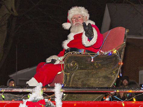 Waterford Stages Its First Santa Claus Parade Simcoe Reformer