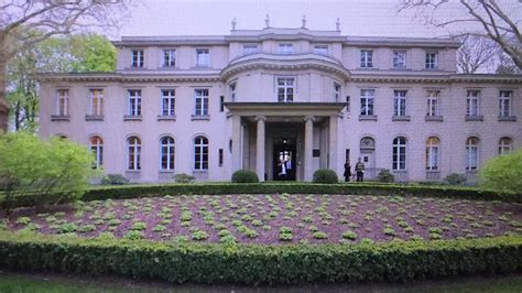 Ynetnews Jewish Scene Israeli Embassy Staff Meet In Berlin Villa