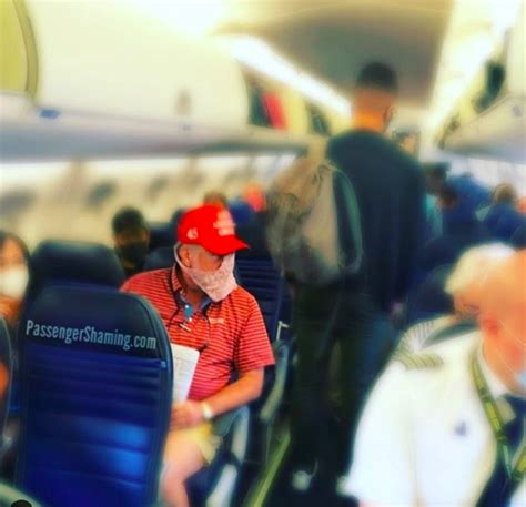 passenger shaming instagram account calls out rude passengers