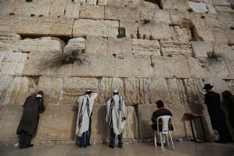 Abrams Travel Why The Western Wall Is The Holiest In Judaism