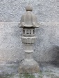 Lanterna giapponese in pietra scolpita a mano, RIKYU, alta 152 cm
