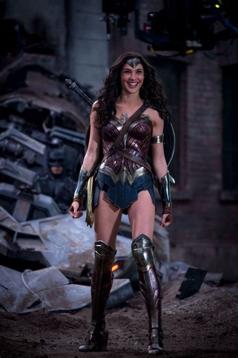 Gal Gadot Is All Smiles As Wonder Woman In New Batman V Superman Photo Batman News