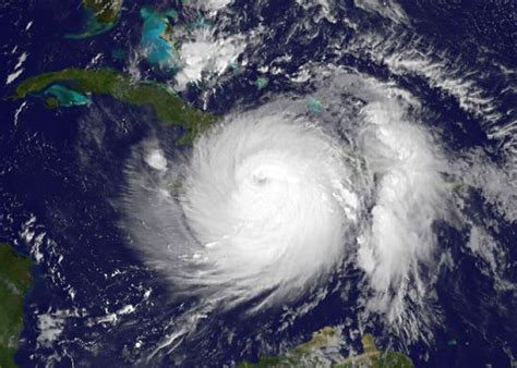 Hurricane Matthew May Pass South Of Long Island