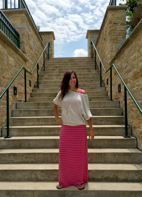 9 different looks and style tips on how to wear a maxi dress momma in flip flops looks style