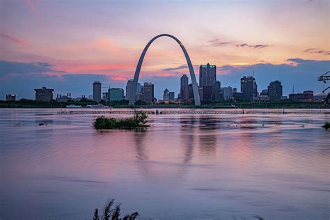 Saint Louis Skyline Sunset Over Mississippi River Photograph By Gregory