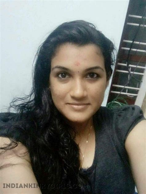 Beautiful Kerala Girl Leaked Nude Selfies Showing Tits Indian Nude Girls