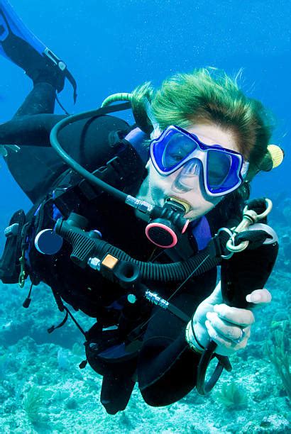 Best Female Scuba Diver Stock Photos Pictures And Royalty Free Images