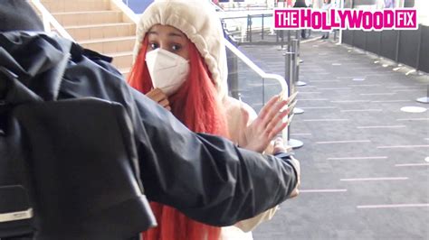 Cardi B Loses Her Cool With Paparazzi When Asked About The Drama Surrounding Her New Up Single