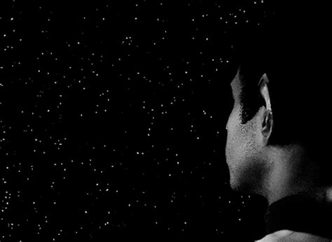 Avoicefromthestarsstar Trek Voyager 501 Night Tumblr Pics