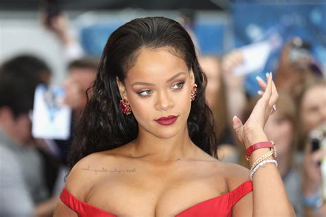rihanna just put a hot girl twist on the french manicure glamour