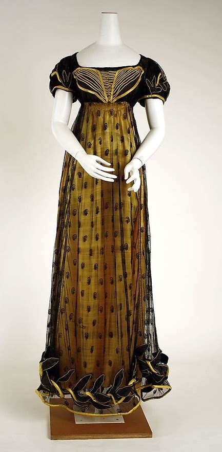 C1818 Fashion Regency Fashion Historical Dresses