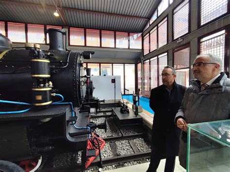 La Fundación De Ferrocarriles Españoles Visita El Museo Del Ferrocarril
