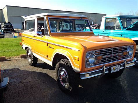 Ford Bronco Classic Bronco Classic Ford Broncos Broncos Colors Early