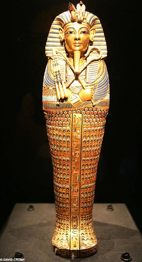 King Tut Full Body Tomb Images And Pictures Becuo