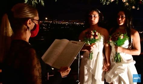 World Celebrates Central America S First Same Sex Marriage After Costa Rica Passes Trailblazing