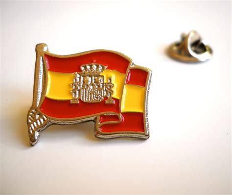 Spanish Flag Lapel Pin Spain España Emblem Spanish Flags Flag Lapel Pins Lapel Pins