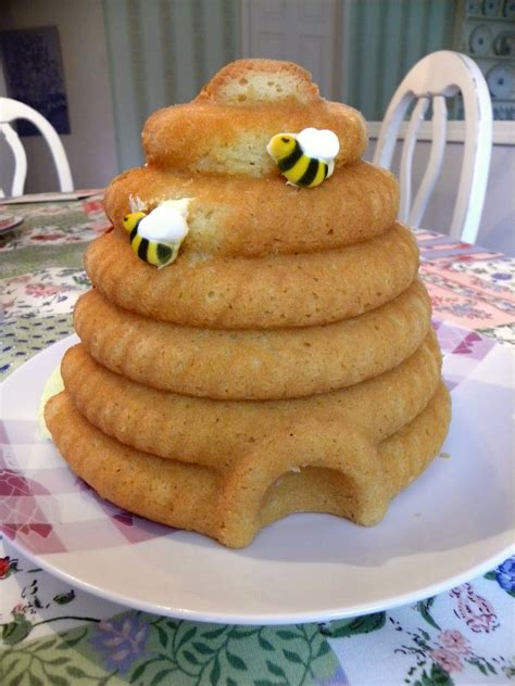 Moments Of Delight Anne Reeves Bee Hive Cake