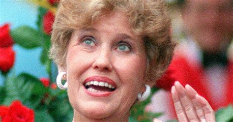 Erma Bombeck Lives On In Admiring Writers