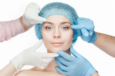 5 Reasons Why Plastic Surgery Has Become Popular As Of Late