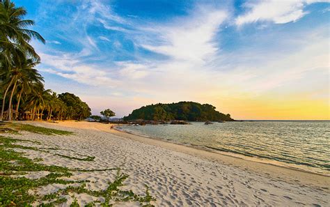 They have some of the world's most beautiful beaches and great diving. 23 Top Tourist Attractions in Malaysia (with Map & Photos ...