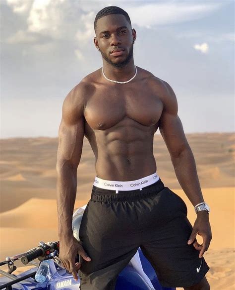 Pin By Shaheen On Bg Dark Skin Men Black Men Black Muscle Men