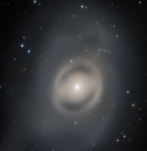 Image Hubble Captures Lenticular Galaxy Ngc 6684
