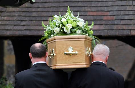 What Will The Traditional Irish Funeral Look Like After The Pandemic